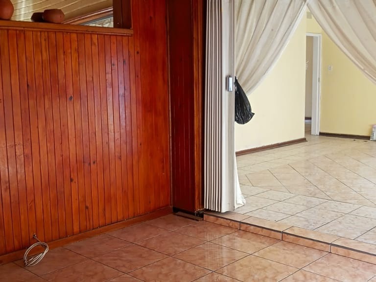 To Let 4 Bedroom Property for Rent in Universitas Free State